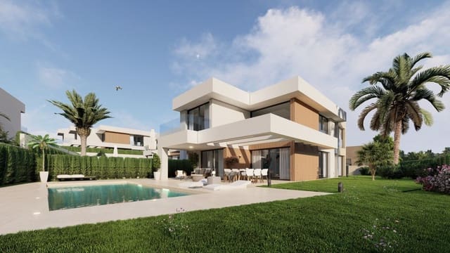 Chalet de 4 habitaciones en Manilva en venta con piscina - 970.000 € (Ref: 9993173)