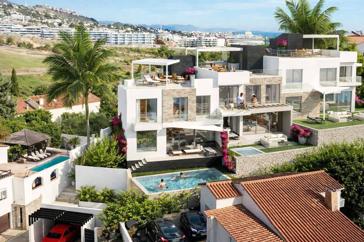 9 soveværelse Villa til salg i Fuengirola med swimmingpool - € 2.695.000 (Ref: 9993177)