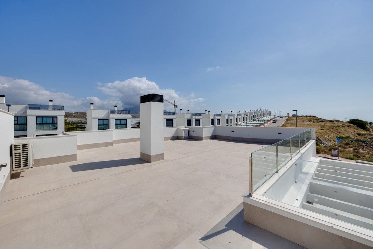3 soveværelse Villa til salg i Muchamiel / Mutxamel med swimmingpool - € 570.000 (Ref: 9993227)
