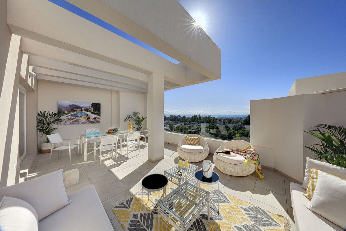 4 quarto Apartamento para venda em San Pedro de Alcantara com piscina - 465 000 € (Ref: 9993263)