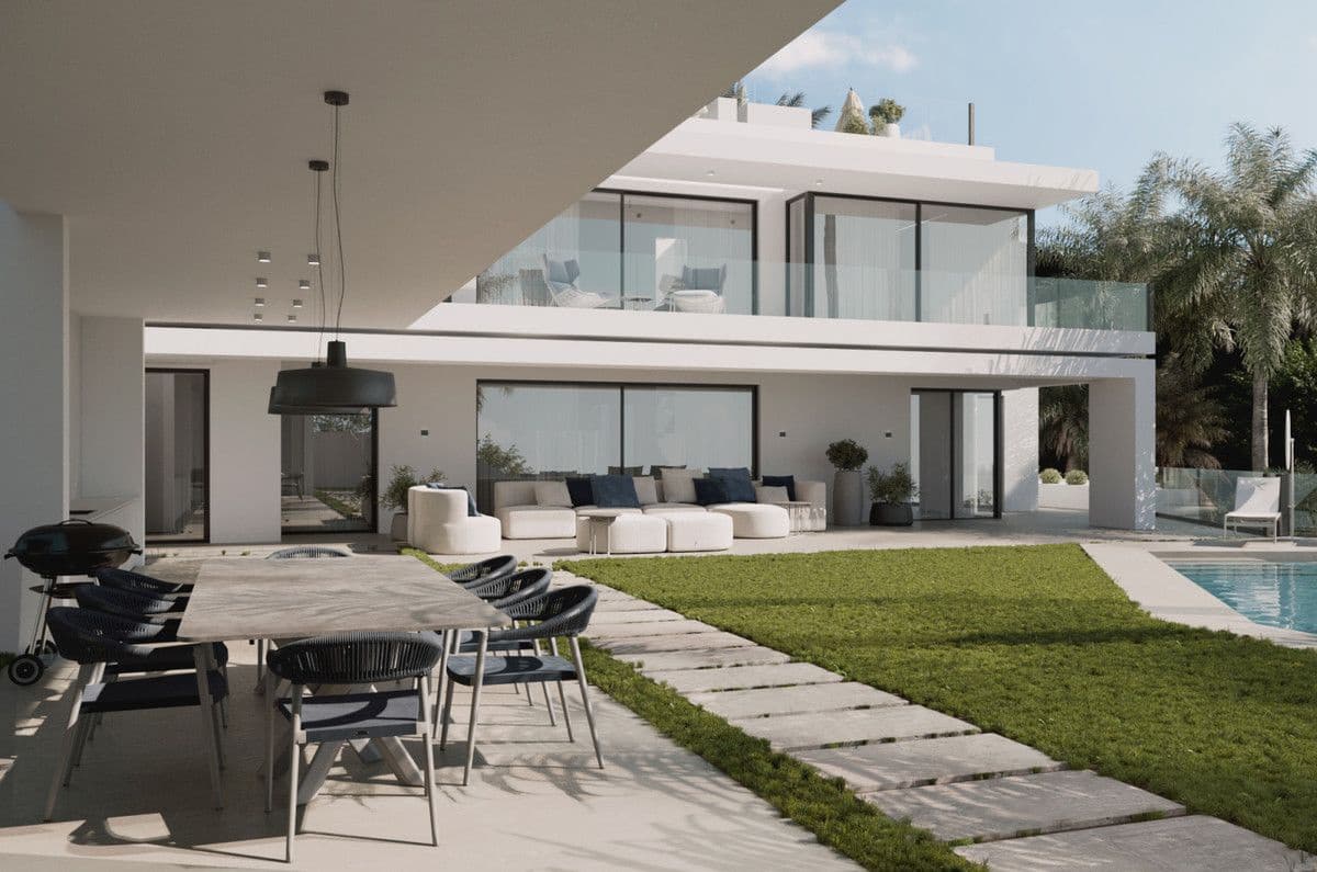 6 bedroom Villa for sale in Marbella with pool - € 7,950,000 (Ref: 9993269)
