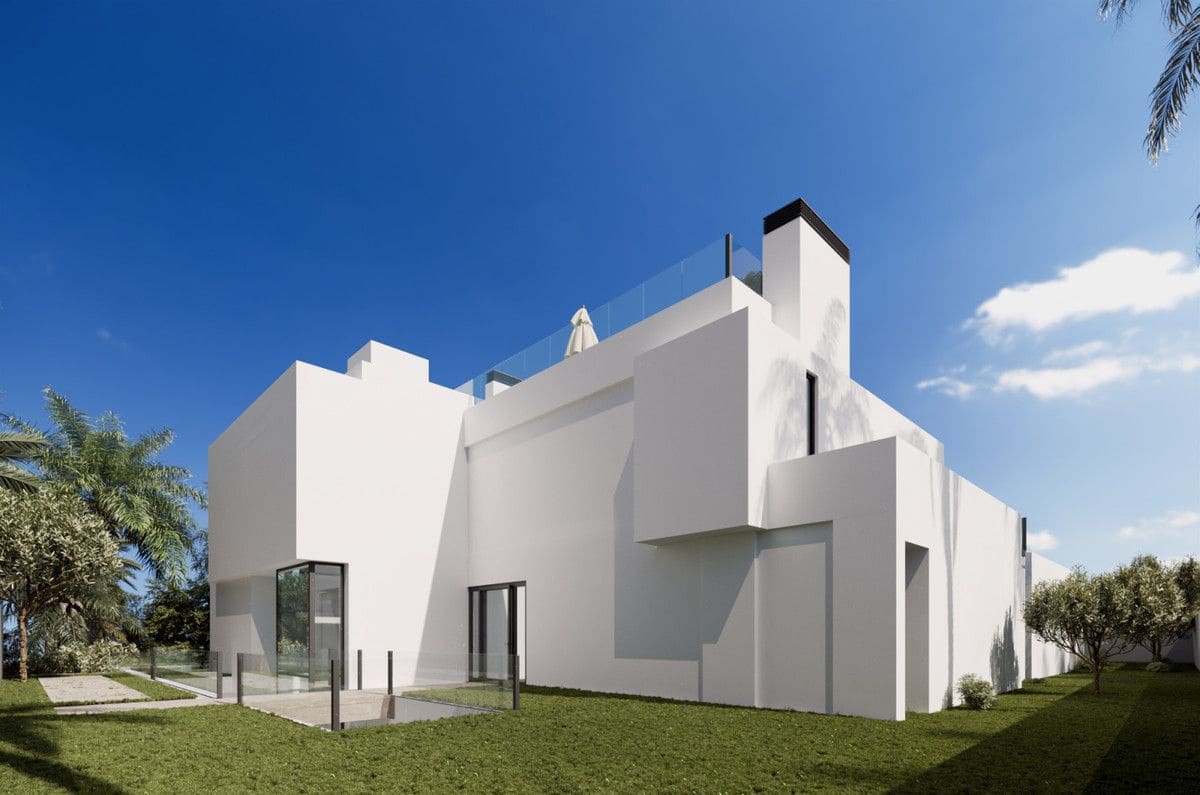 6 bedroom Villa for sale in Marbella with pool - € 7,950,000 (Ref: 9993269)