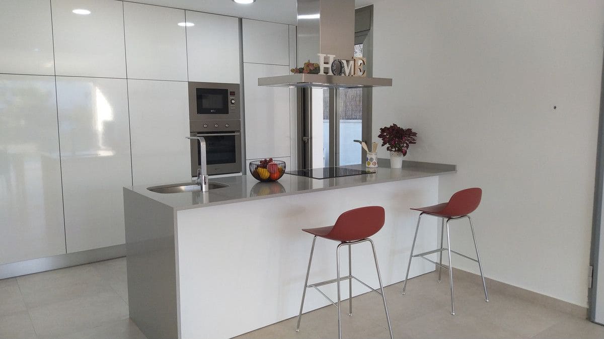 3 makuuhuone Huvila myytävänä paikassa Orihuela Costa mukana uima-altaan - 669 900 € (Ref: 9993294)