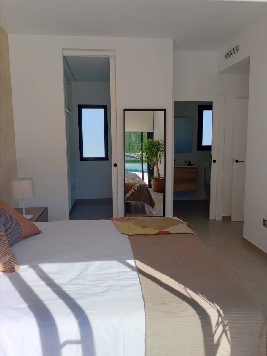 3 soveværelse Villa til salg i Calasparra med swimmingpool - € 435.000 (Ref: 9993305)