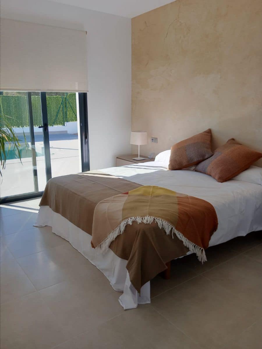 3 bedroom Villa for sale in Calasparra with pool - € 435,000 (Ref: 9993305)