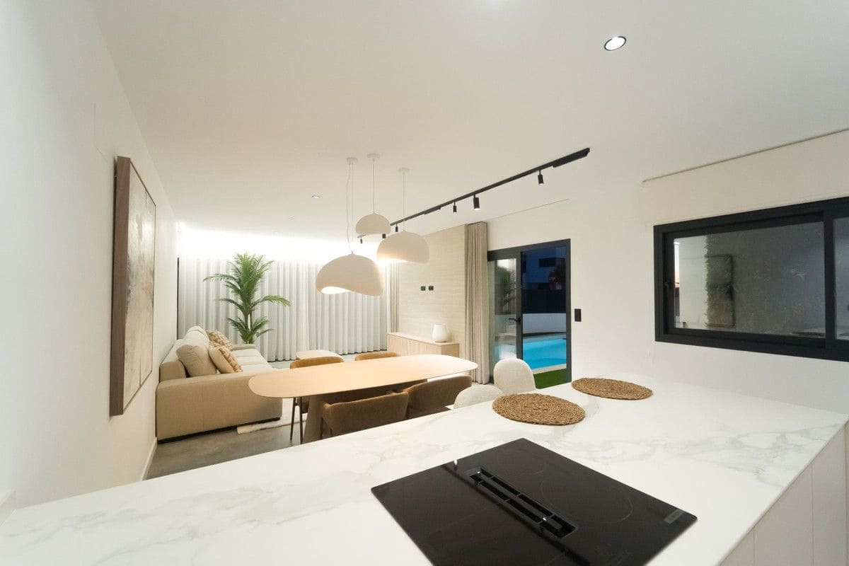 3 bedroom Villa for sale in Torre-Pacheco with pool - € 869,900 (Ref: 9993312)