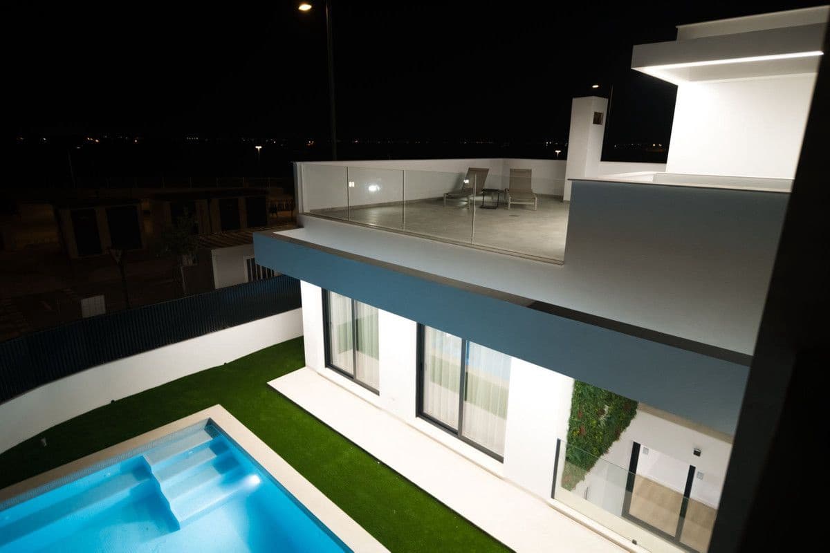 3 bedroom Villa for sale in Torre-Pacheco with pool - € 869,900 (Ref: 9993312)