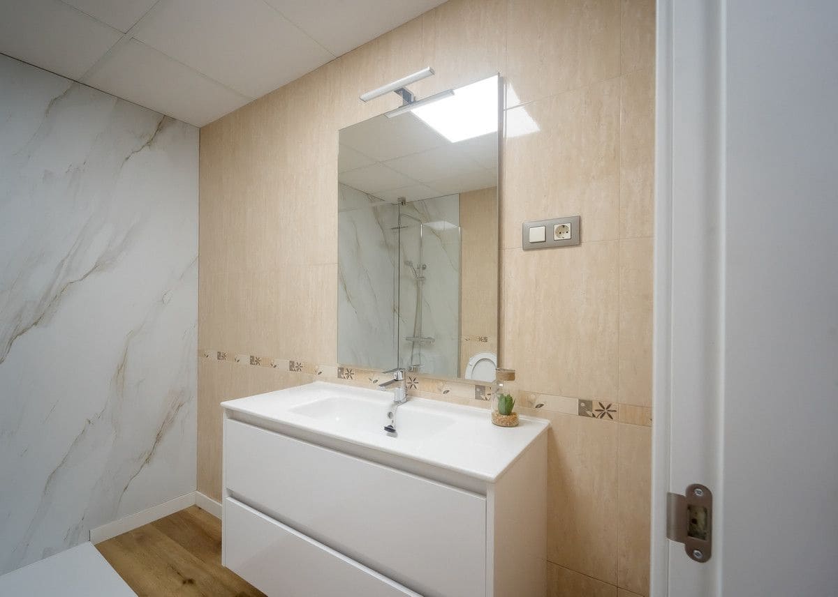 2 makuuhuone Huoneisto myytävänä paikassa Cuevas del Almanzora mukana uima-altaan - 145 900 € (Ref: 9993323)