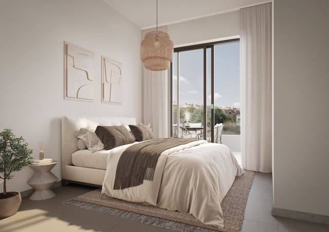 Chalet de 3 habitaciones en Nueva Torrevieja, Torrevieja en venta con piscina - 550.000 € (Ref: 9993347)