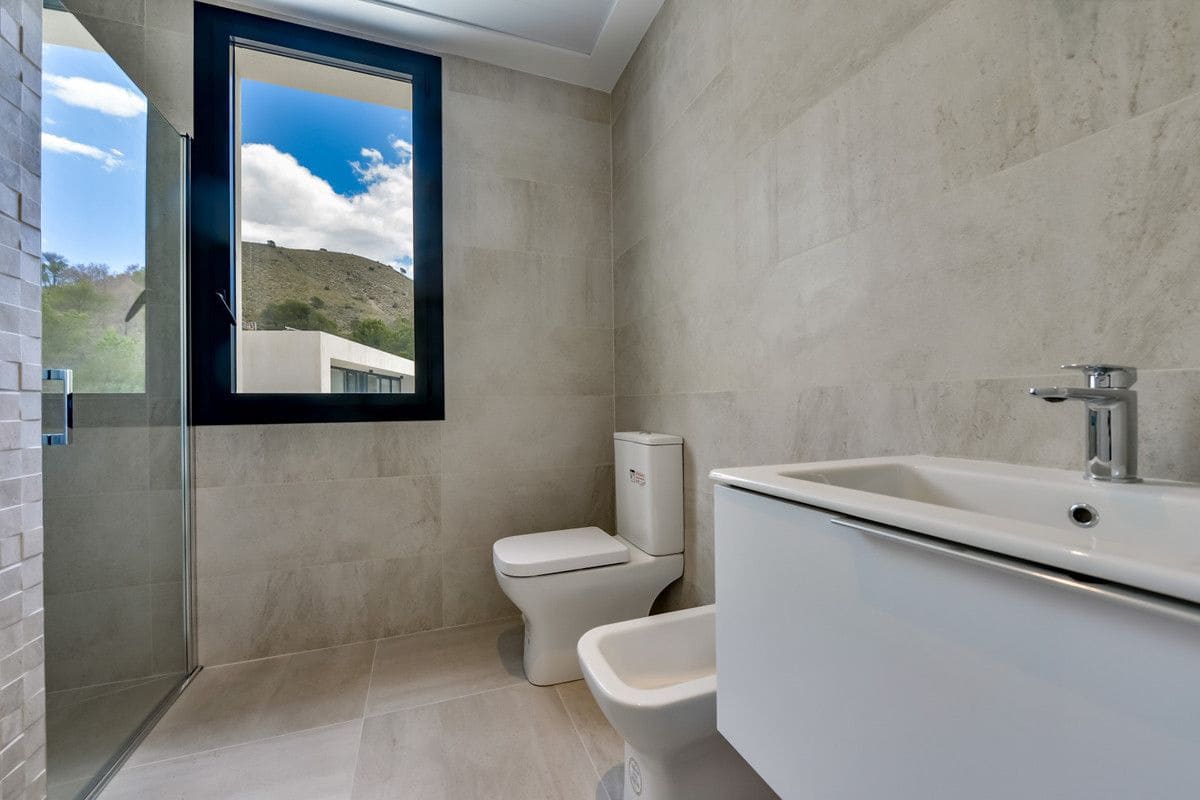 7 slaapkamer Villa te koop in Finestrat met zwembad - € 1.900.000 (Ref: 9993354)