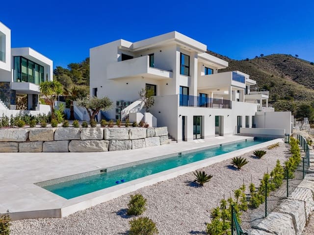 8 slaapkamer Villa te koop in Finestrat met zwembad - € 2.600.000 (Ref: 9993363)