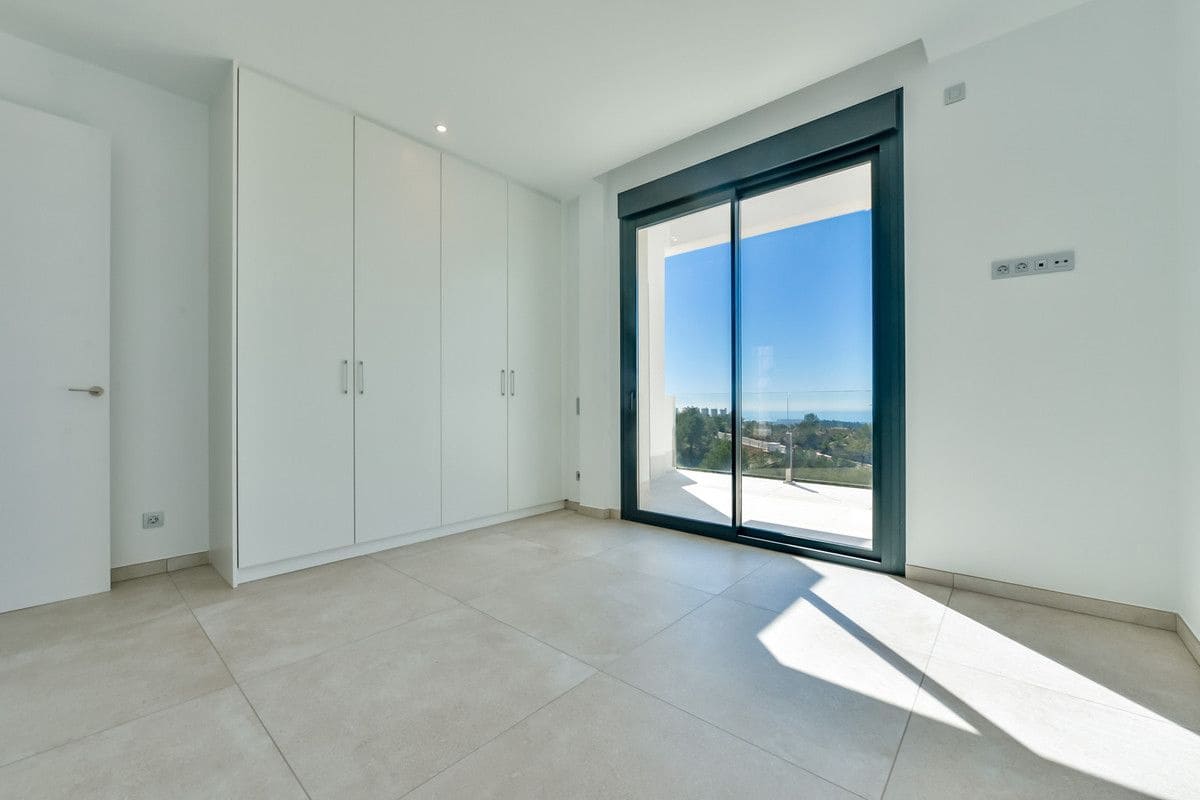 4 slaapkamer Villa te koop in Finestrat met zwembad - € 1.800.000 (Ref: 9993365)