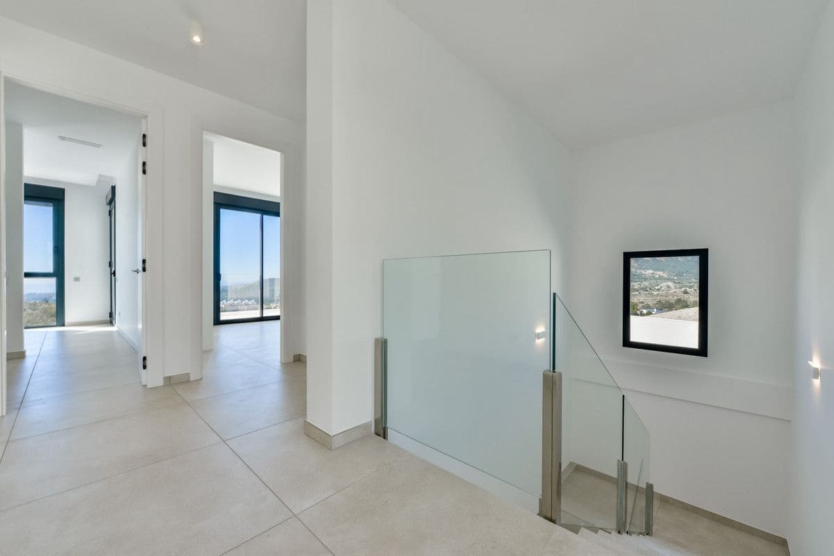 4 slaapkamer Villa te koop in Finestrat met zwembad - € 1.800.000 (Ref: 9993365)