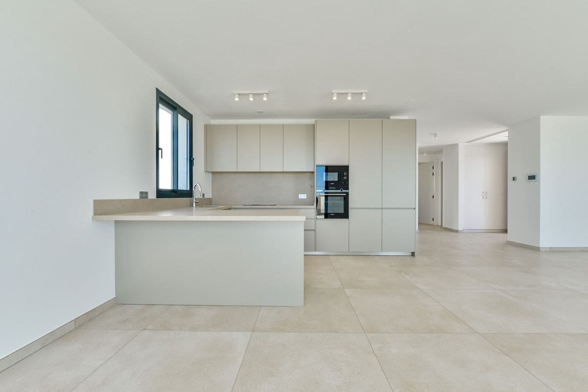 4 slaapkamer Villa te koop in Finestrat met zwembad - € 1.800.000 (Ref: 9993365)