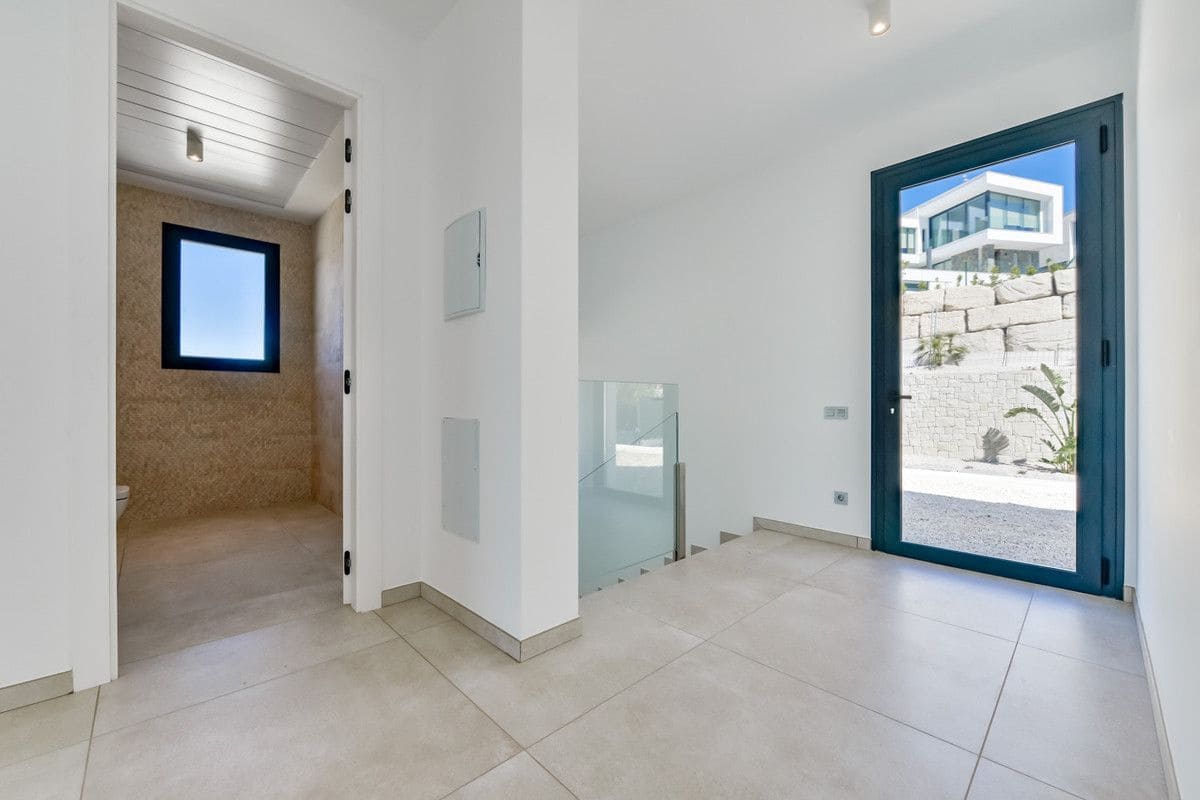 4 slaapkamer Villa te koop in Finestrat met zwembad - € 1.800.000 (Ref: 9993365)