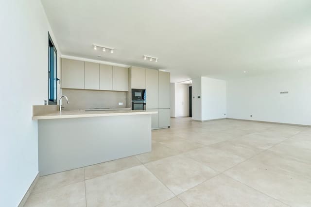 4 slaapkamer Villa te koop in Finestrat met zwembad - € 1.800.000 (Ref: 9993365)