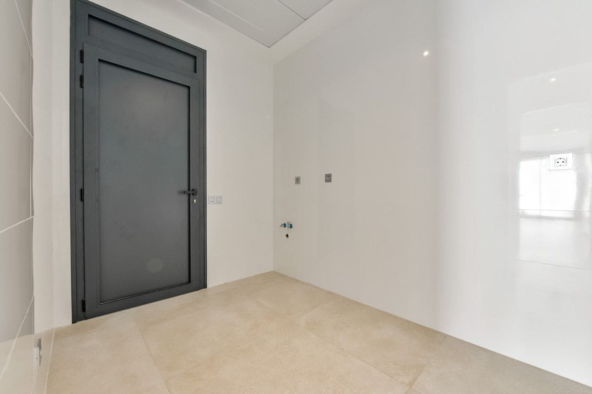 4 slaapkamer Villa te koop in Finestrat met zwembad - € 1.800.000 (Ref: 9993365)