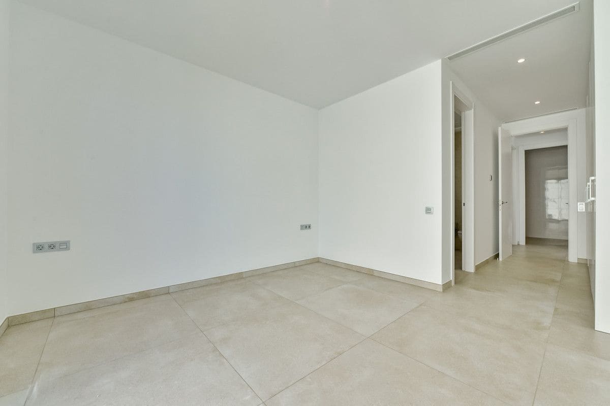4 slaapkamer Villa te koop in Finestrat met zwembad - € 1.800.000 (Ref: 9993365)