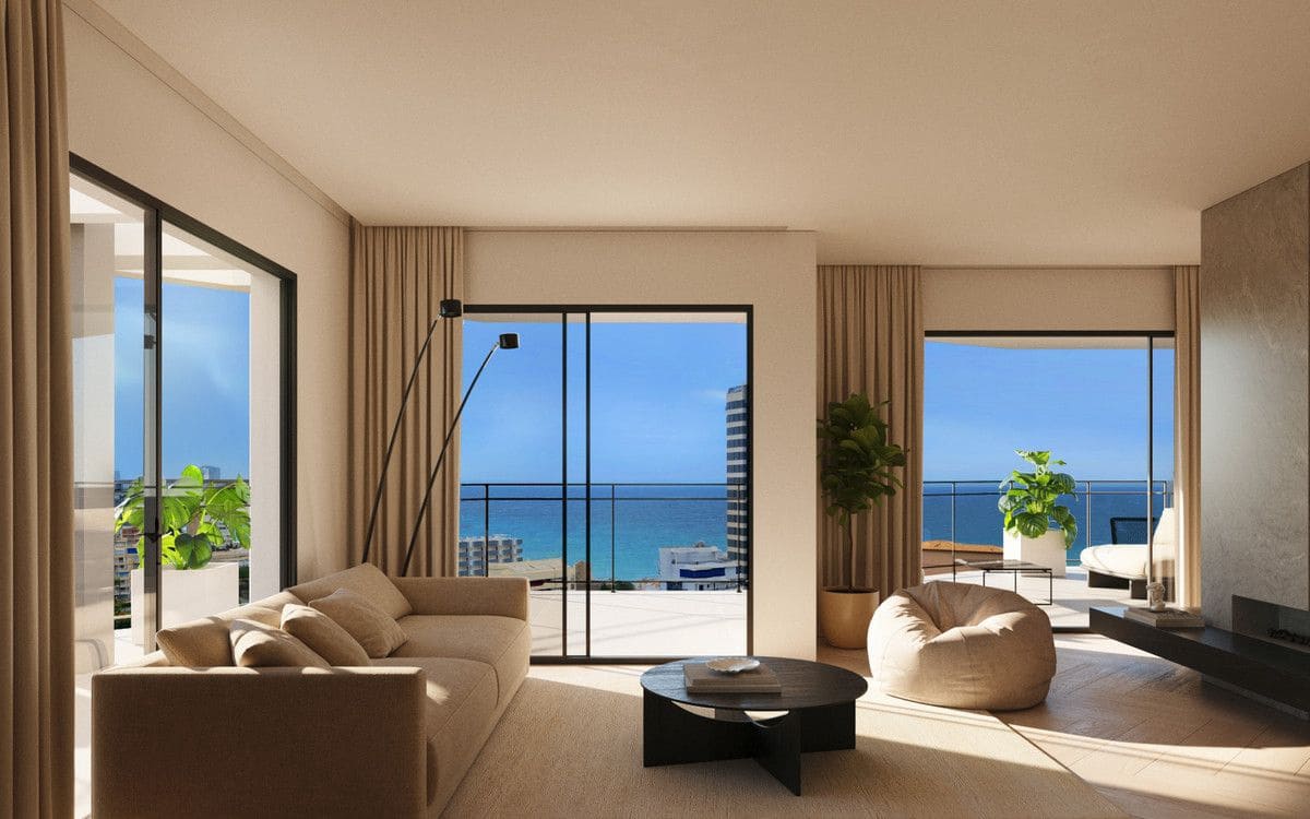 Apartamento de 3 habitaciones en Calpe / Calp en venta con piscina - 670.000 € (Ref: 9993367)
