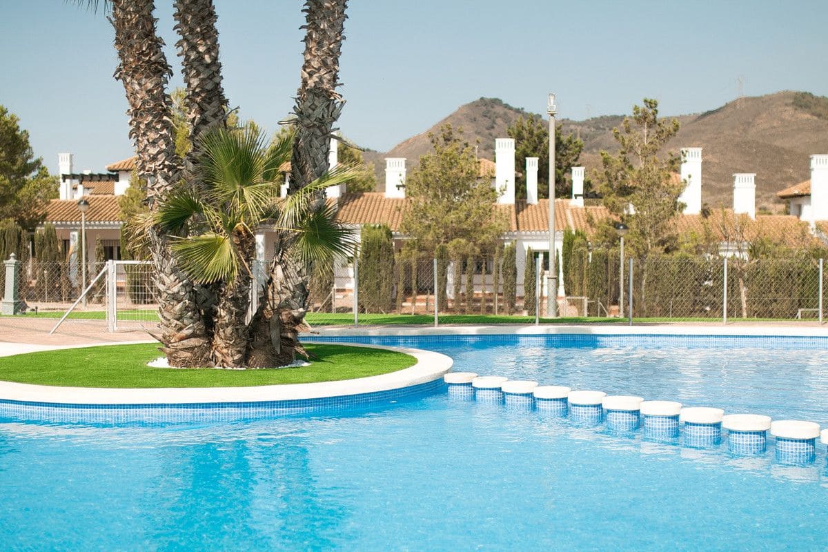 Chalet de 3 habitaciones en Las Palas en venta con piscina - 320.000 € (Ref: 9993373)