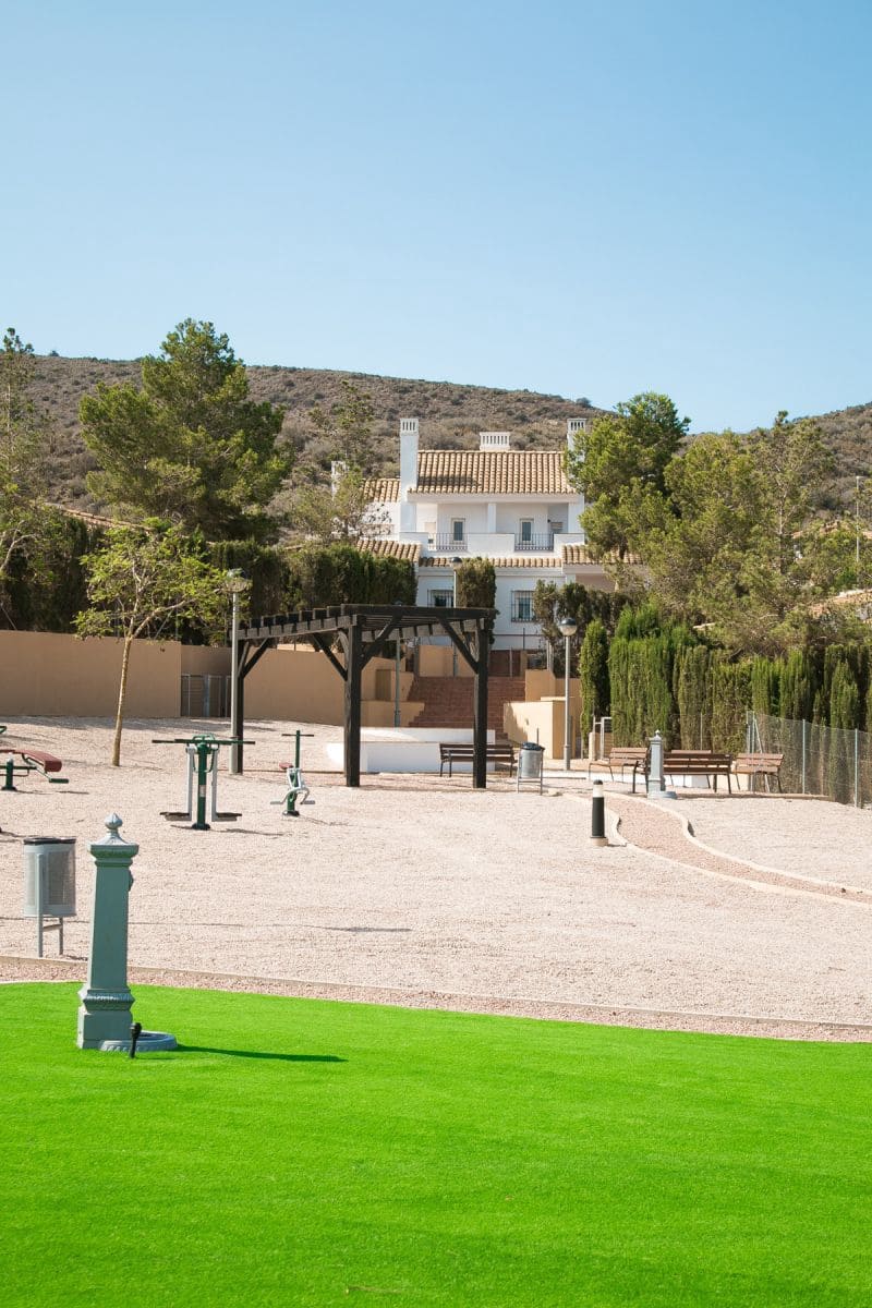 Chalet de 3 habitaciones en Las Palas en venta con piscina - 320.000 € (Ref: 9993373)