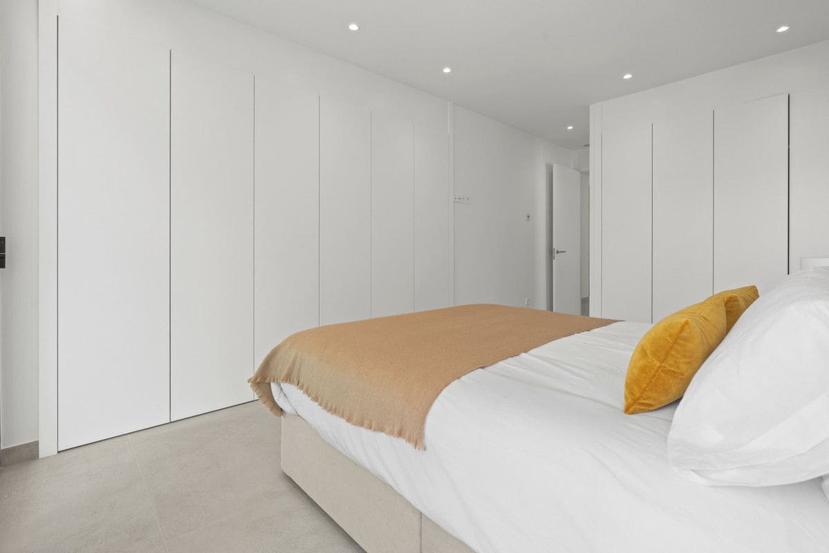 3 makuuhuone Huvila myytävänä paikassa La Villajoyosa / Vila Joiosa mukana uima-altaan - 1 080 000 € (Ref: 9993378)