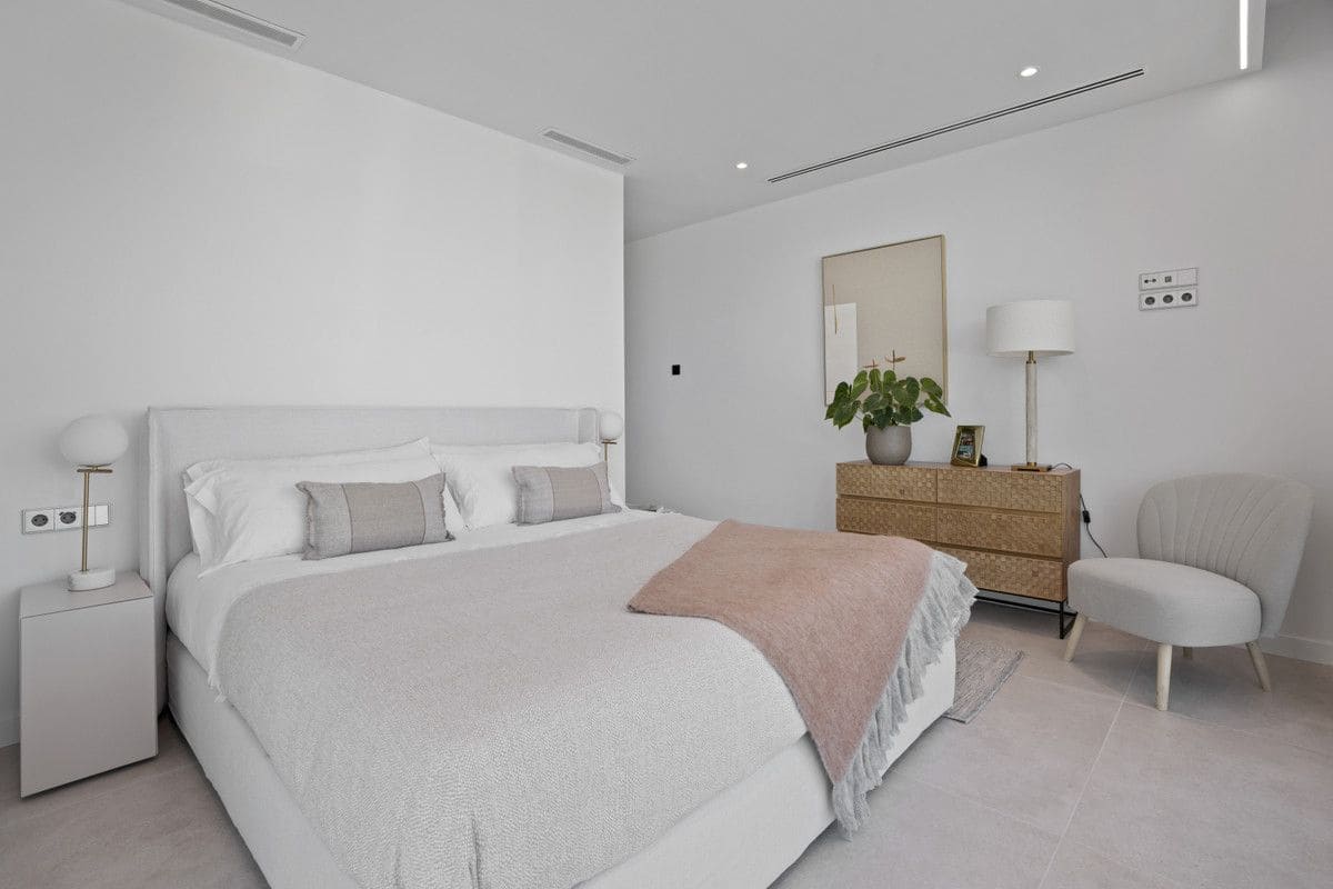 3 makuuhuone Huvila myytävänä paikassa La Villajoyosa / Vila Joiosa mukana uima-altaan - 1 080 000 € (Ref: 9993378)