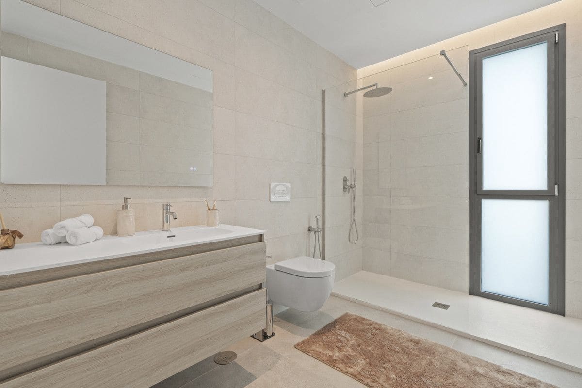 3 bedroom Villa for sale in La Villajoyosa / Vila Joiosa with pool - € 1,080,000 (Ref: 9993378)