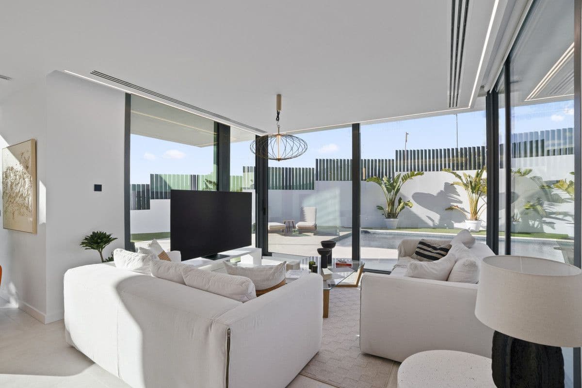 4 sypialnia Willa na sprzedaż w La Villajoyosa / Vila Joiosa z basenem - 2 149 226 € (Ref: 9993379)