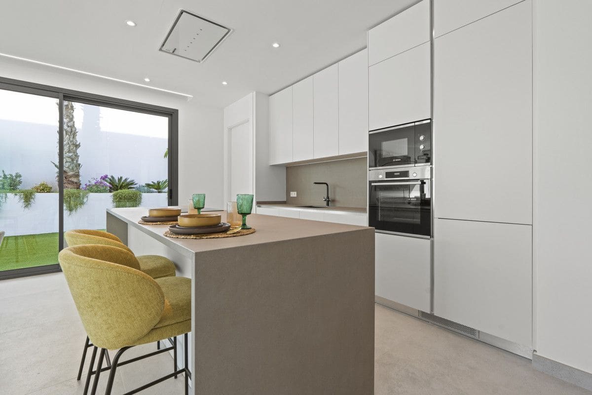 4 sypialnia Willa na sprzedaż w La Villajoyosa / Vila Joiosa z basenem - 2 149 226 € (Ref: 9993379)