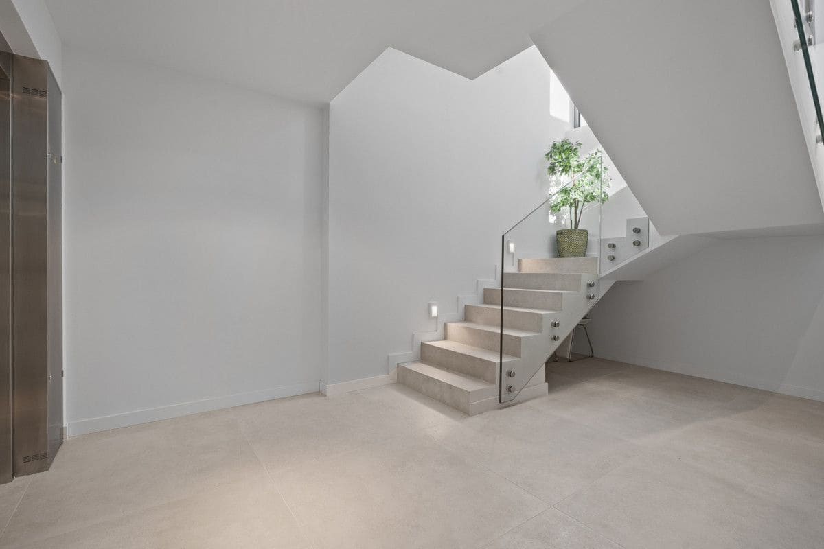 4 sypialnia Willa na sprzedaż w La Villajoyosa / Vila Joiosa z basenem - 2 149 226 € (Ref: 9993379)
