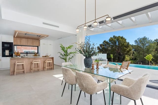 4 sovrum Villa till salu i Polop med pool - 755 000 € (Ref: 9993382)