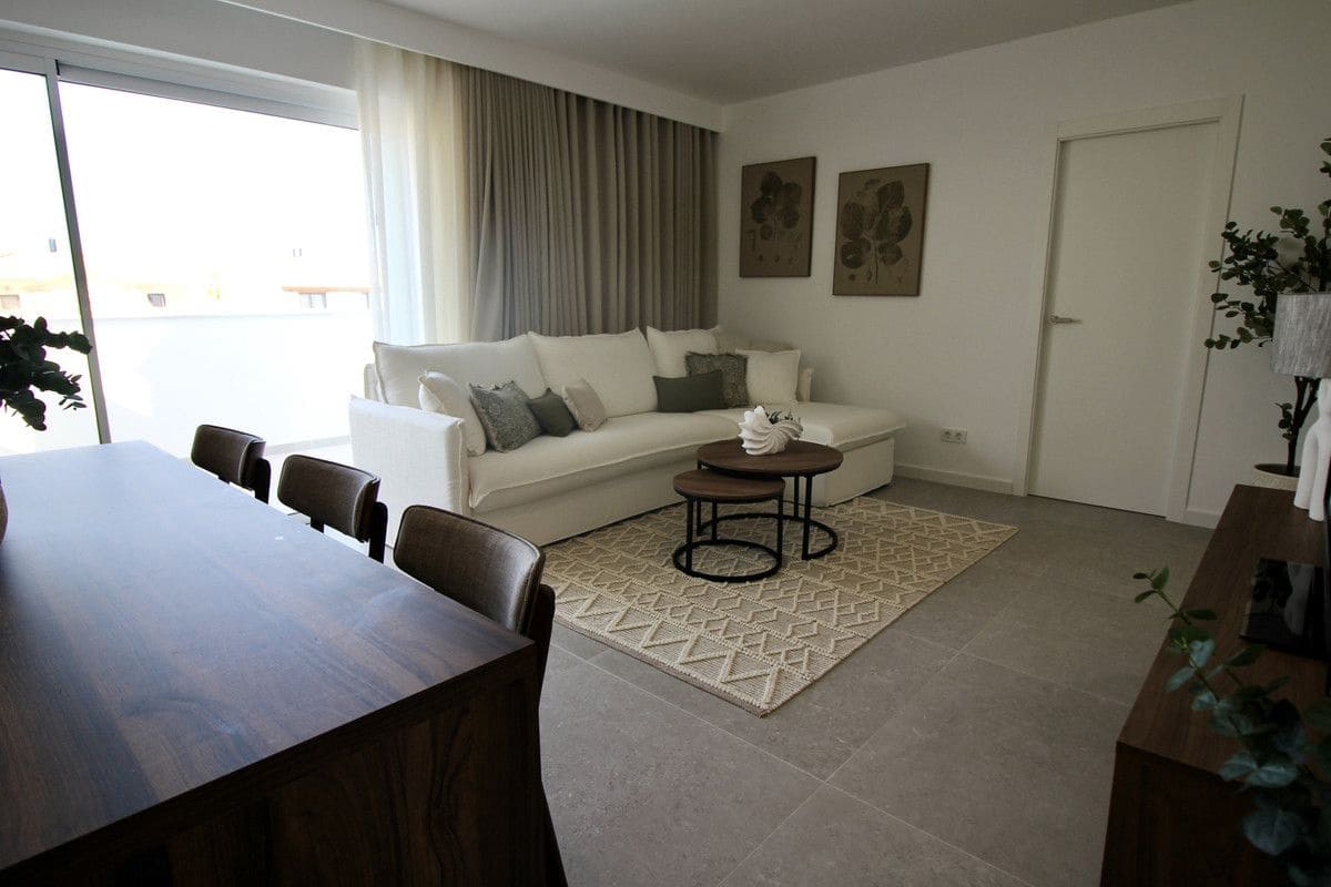 3 sypialnia Willa na sprzedaż w San Pedro del Pinatar z basenem - 345 000 € (Ref: 9993387)