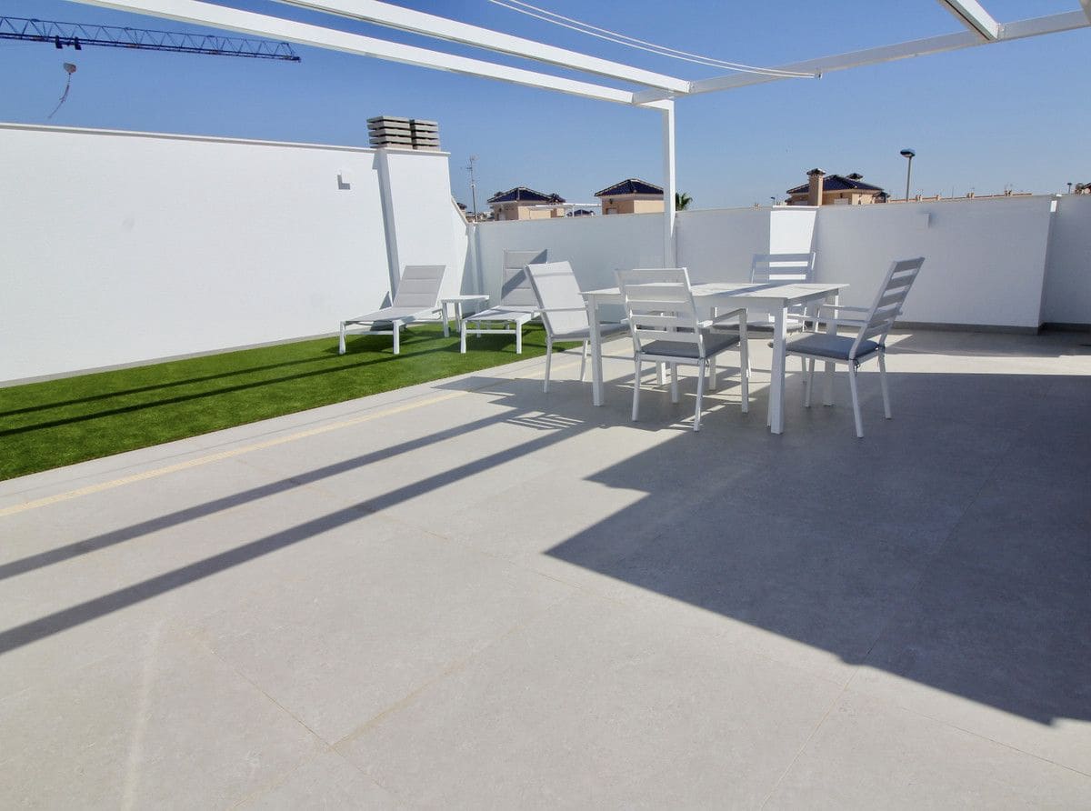 3 bedroom Villa for sale in San Pedro del Pinatar with pool - € 345,000 (Ref: 9993387)