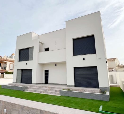 5 sypialnia Willa na sprzedaż w Aguas Nuevas, Torrevieja z basenem - 1 200 000 € (Ref: 9993394)