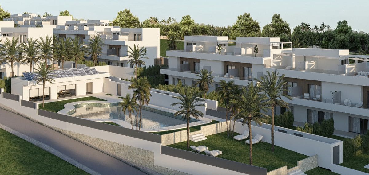 4 camera da letto Villa in vendita in New Golden Mile con piscina - 785.000 € (Rif: 9993396)