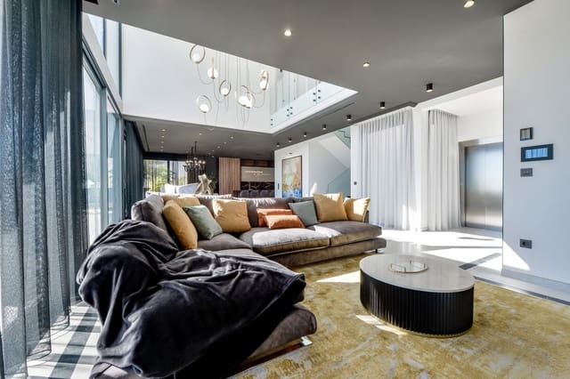 7 slaapkamer Villa te koop in Finestrat met zwembad - € 3.950.000 (Ref: 9993402)