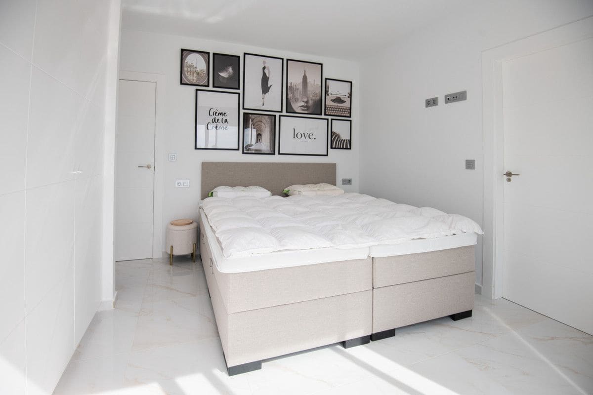 3 soveværelse Villa til salg i Pinar de Campoverde med swimmingpool - € 422.500 (Ref: 9993404)