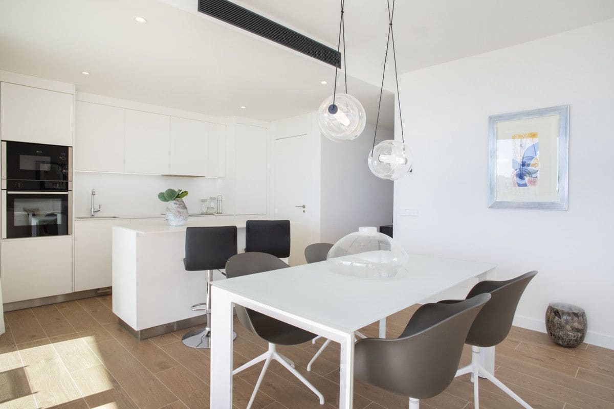 2 soverom Leilighet til salgs i Fuengirola med svømmebasseng - € 705 000 (Ref: 9993424)