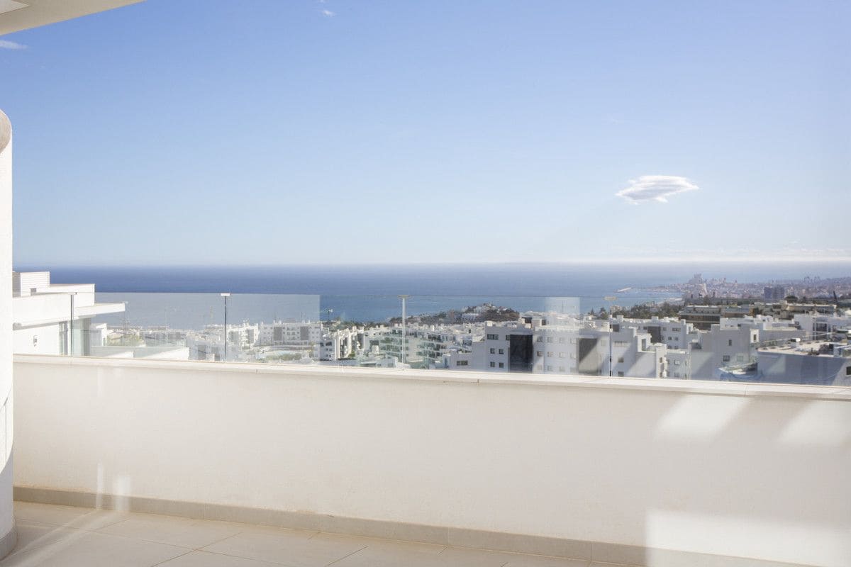 2 soverom Leilighet til salgs i Fuengirola med svømmebasseng - € 705 000 (Ref: 9993424)