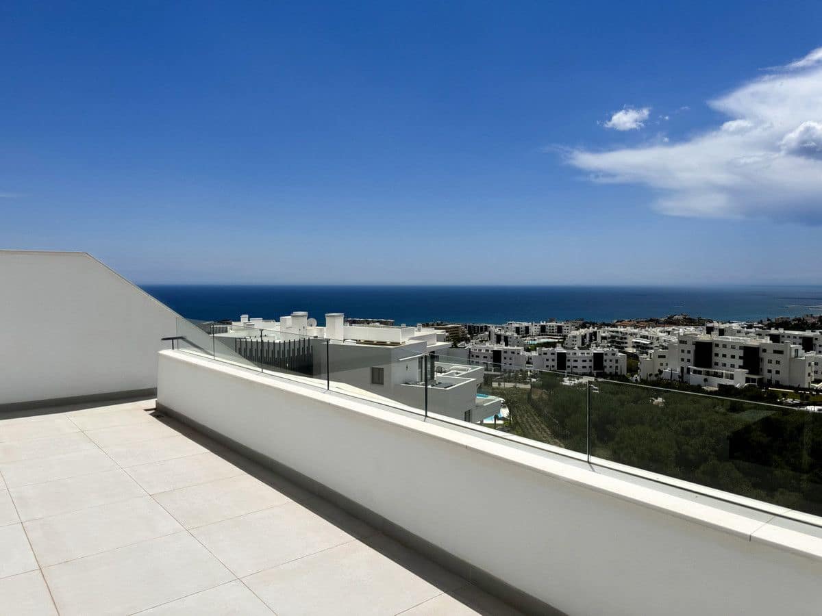 2 soverom Leilighet til salgs i Fuengirola med svømmebasseng - € 705 000 (Ref: 9993424)