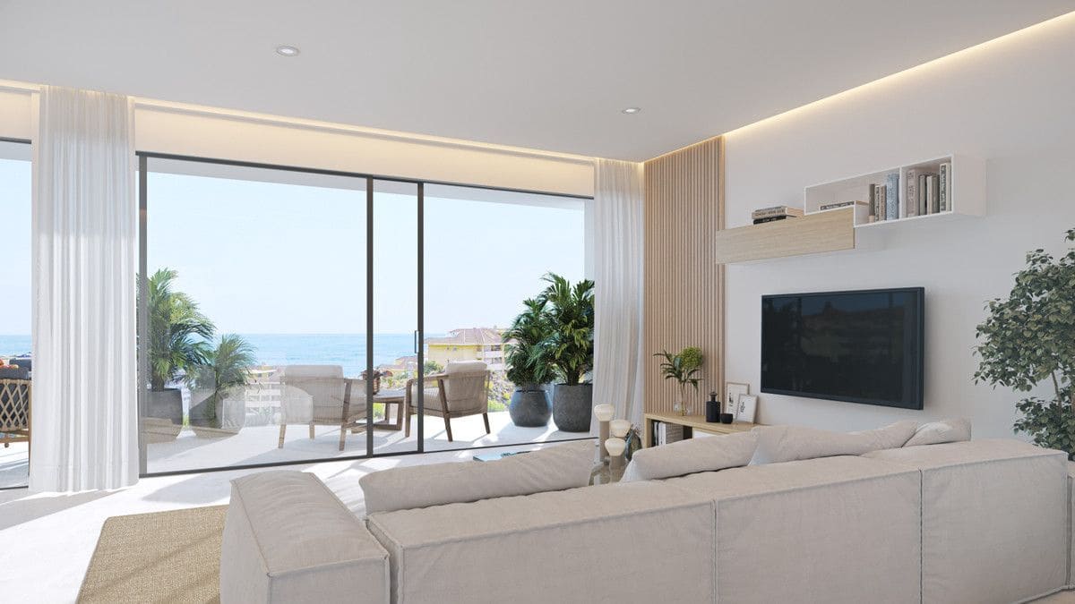 3 quarto Moradia para venda em Fuengirola com piscina - 1 120 000 € (Ref: 9993427)