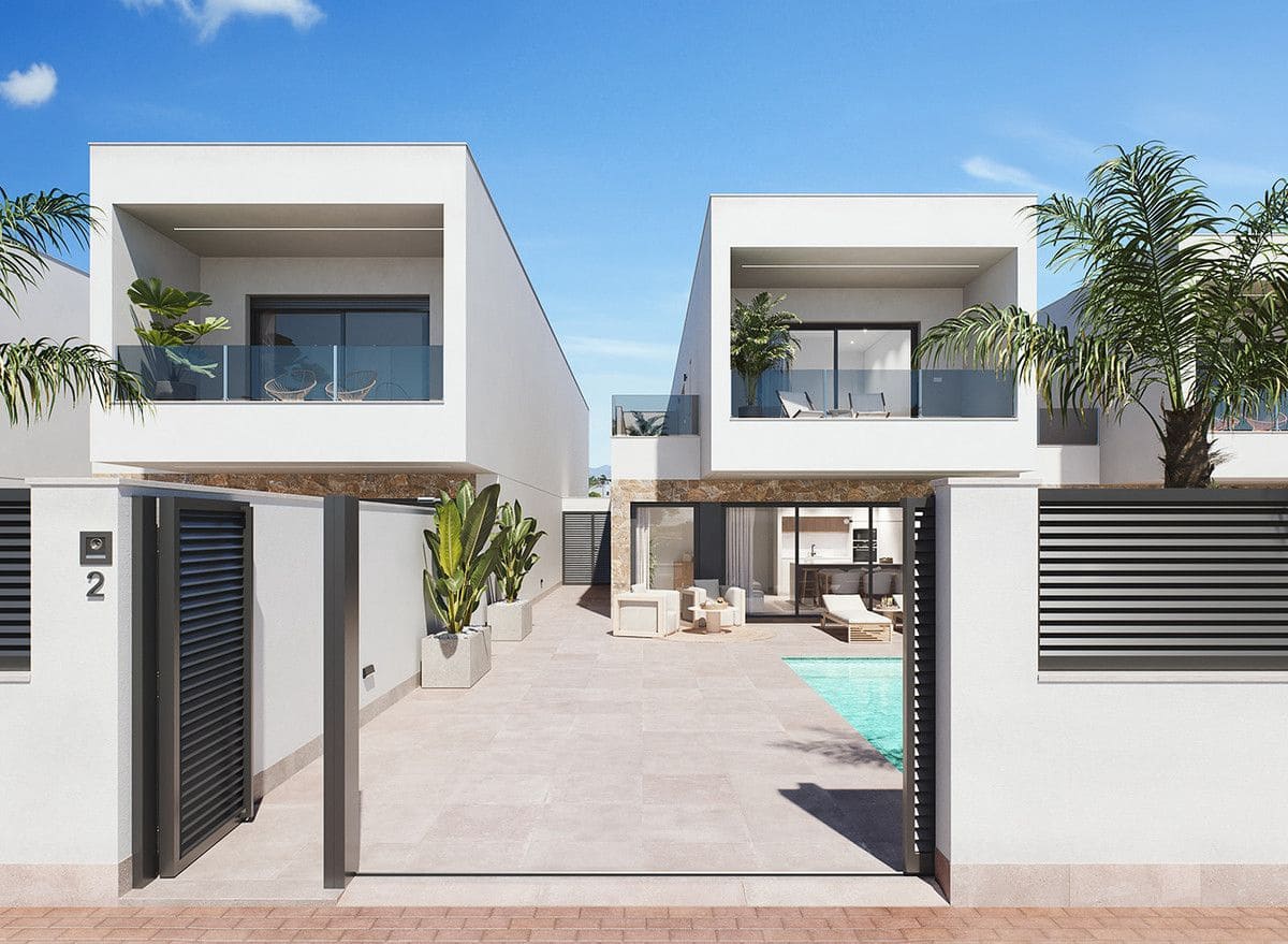 Chalet de 4 habitaciones en San Pedro del Pinatar en venta con piscina - 890.000 € (Ref: 9993434)