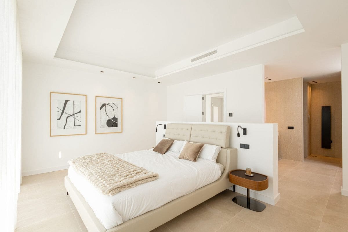 4 soveværelse Villa til salg i Mijas med swimmingpool - € 1.750.000 (Ref: 9993437)