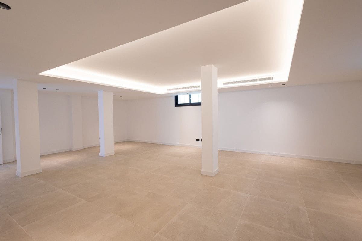 4 soveværelse Villa til salg i Mijas med swimmingpool - € 1.750.000 (Ref: 9993437)