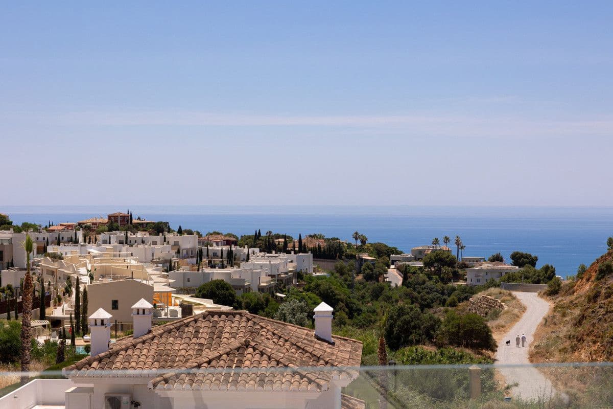 4 soveværelse Villa til salg i Mijas med swimmingpool - € 1.750.000 (Ref: 9993437)