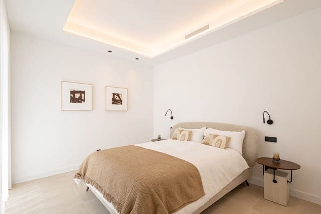 Chalet de 4 habitaciones en Mijas pueblo, Mijas en venta con piscina - 1.750.000 € (Ref: 9993437)