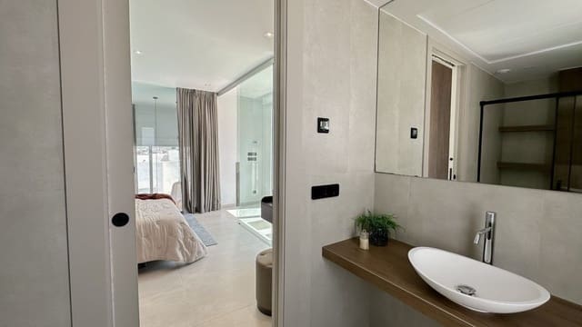 3 bedroom Villa for sale in Algorfa with pool - € 475,000 (Ref: 9993444)