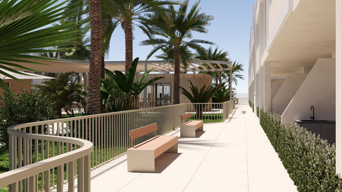 Apartamento de 2 habitaciones en San Cayetano en venta con piscina - 226.900 € (Ref: 9993467)