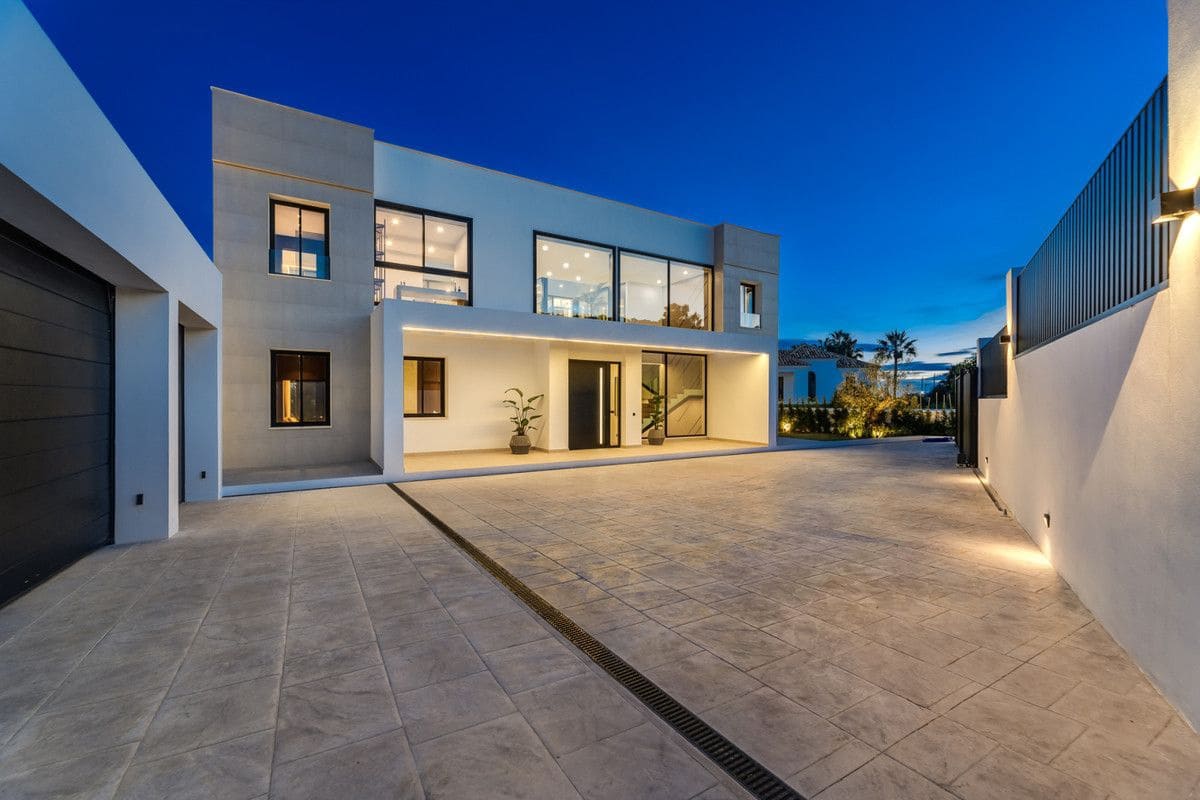 6 chambre Villa/Maison à vendre à Benahavis avec piscine - 7 000 000 € (Ref: 9993469)